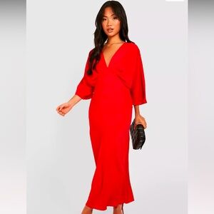 PETITE BIAS CUT ANGEL SLEEVE MAXI DRESS by boo hoo